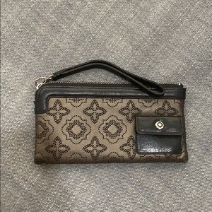 NWOT Brighton clutch wallet